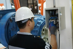 [EAU09] Electrical Equipment, Schematics and Safety